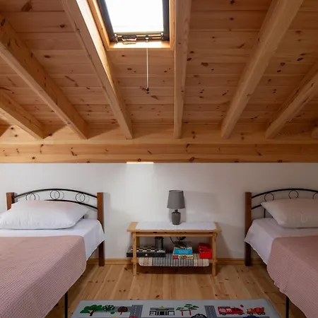 Pratsas House * Сикия