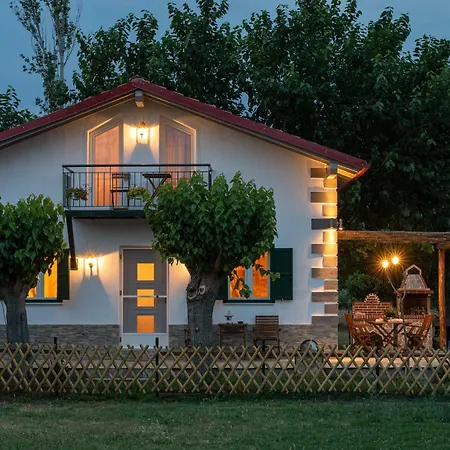 Pratsas House Holiday home