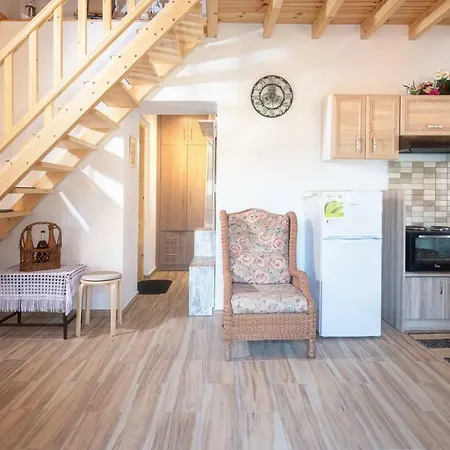Pratsas House