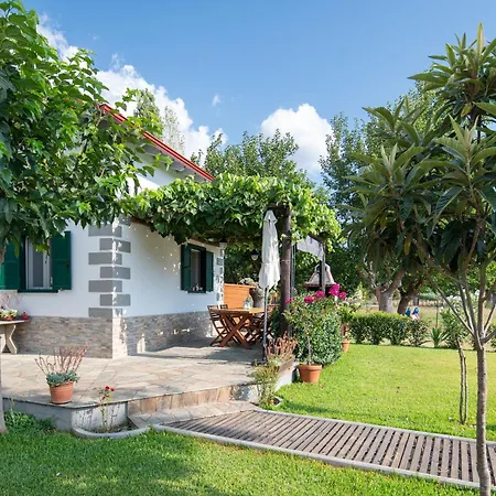 Pratsas House Ferienhaus *