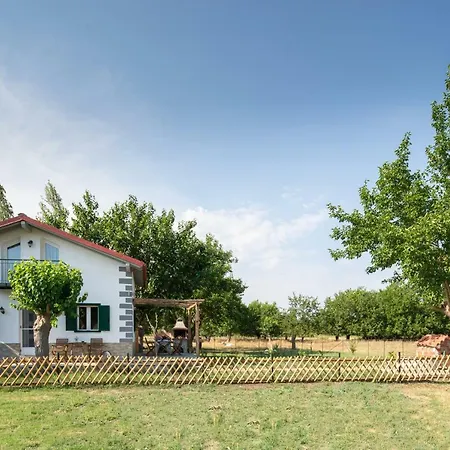 Ferienhaus Pratsas House *