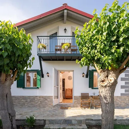 Pratsas House Ferienhaus *