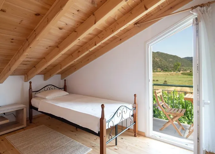 Pratsas House Feriehus *