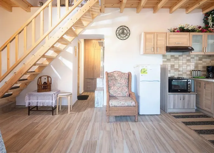 Pratsas House
